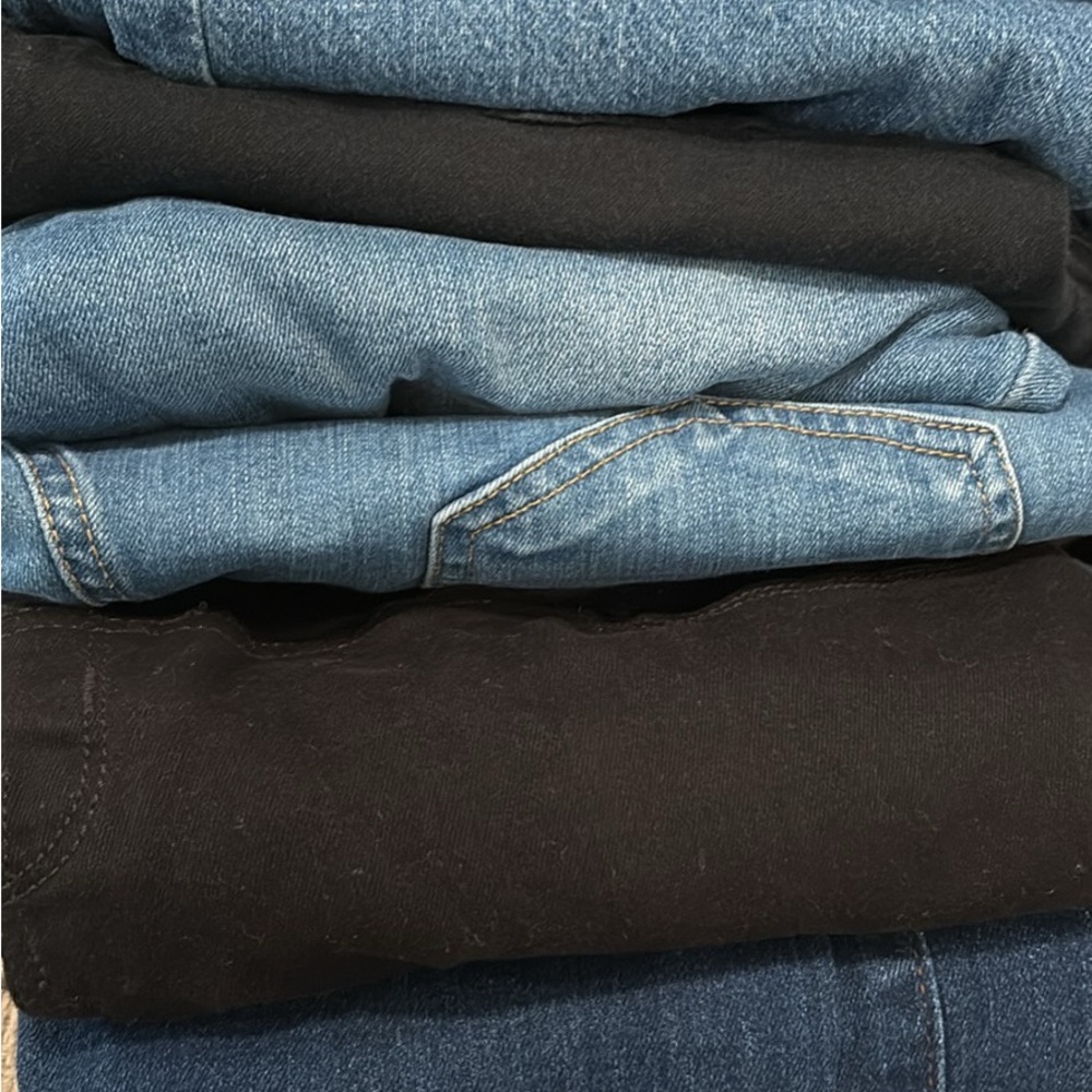 Maternity jeans qty 8 bulk